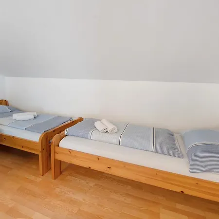 Haus Lowe 2 Stock Nr 4 Apartmán *