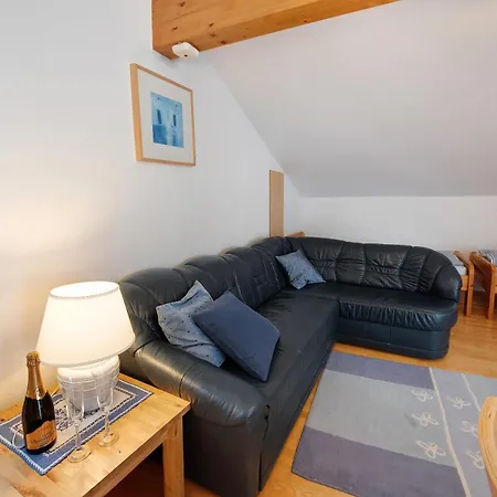 Haus Lowe 2 Stock Nr 4