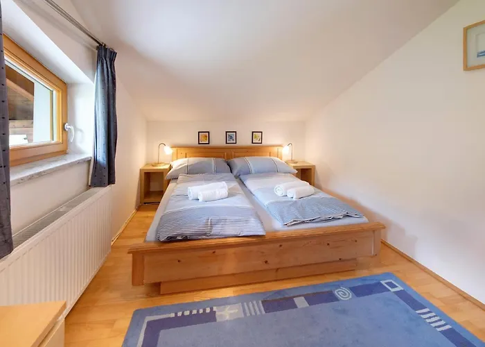 Haus Lowe 2 Stock Nr 4